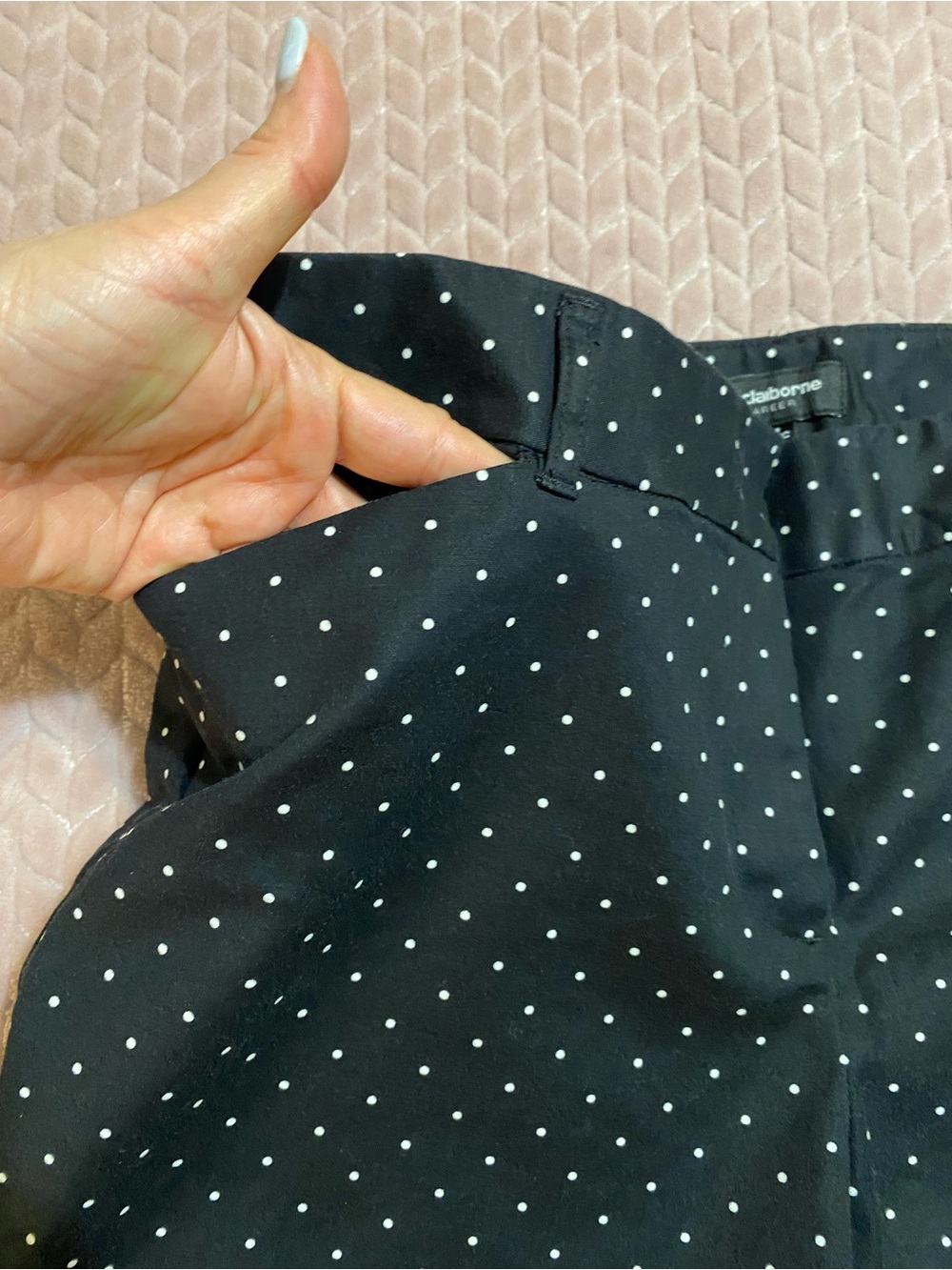 Liz Claiborne Black Polka Dot Ankle Pants Women’s Size 12 - Picture 5 of 8